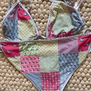 Never been worn new vineyard vines bikini